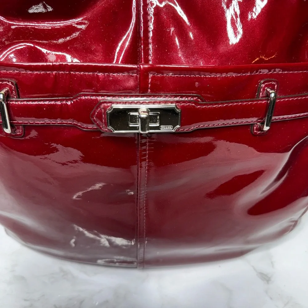 COACH CHELSEA Wine Red Patent Leather Ashley Hobo Shoulder Bag Purse #17861 EUC - Picture 7 of 17